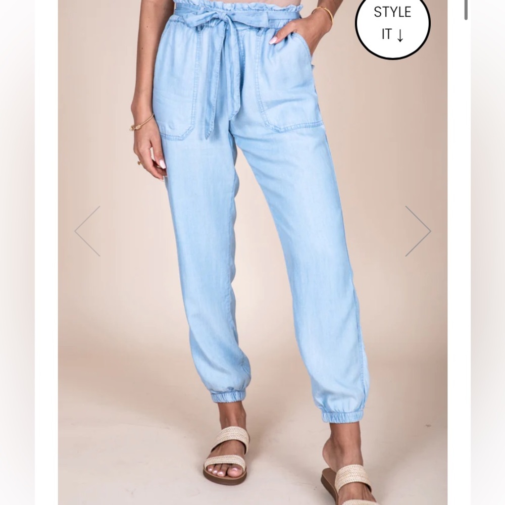 NWT LIGHT BLUE CHAMBRAY JOGGERS